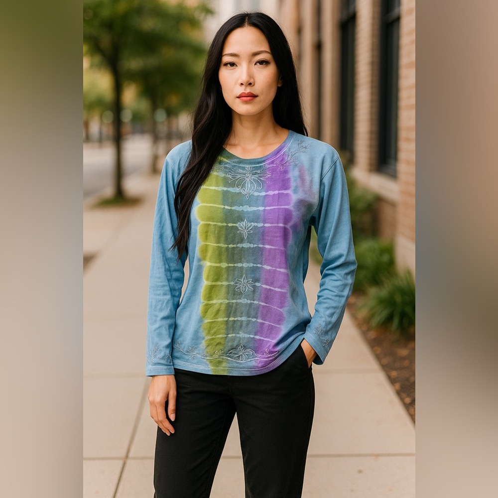 Namaste Women's Long Sleeve Pattern Tie Dye T-Shirt